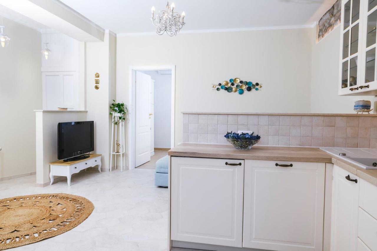 شقة Amazing Pied-A-Terre On The Adriatic Coast إيزولا المظهر الخارجي الصورة